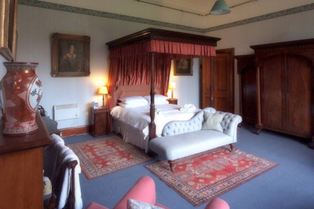 Striking Victorian Mansion House Bed and breakfasts for Rent in St