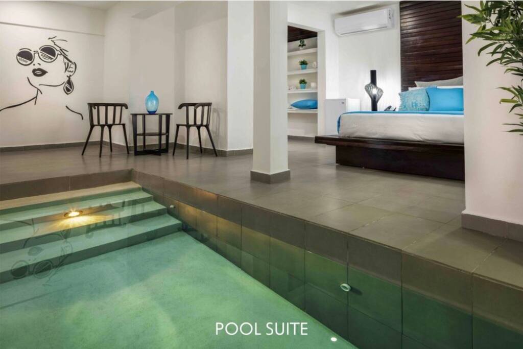 Luxurious In ground pool