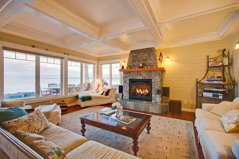 Luxury Cape Cod on Tidal Sandy Beachfront