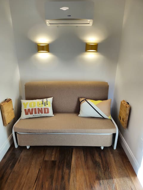 Top Airbnb: Urban Oasis - Luxury Tiny Home in South Atlanta
