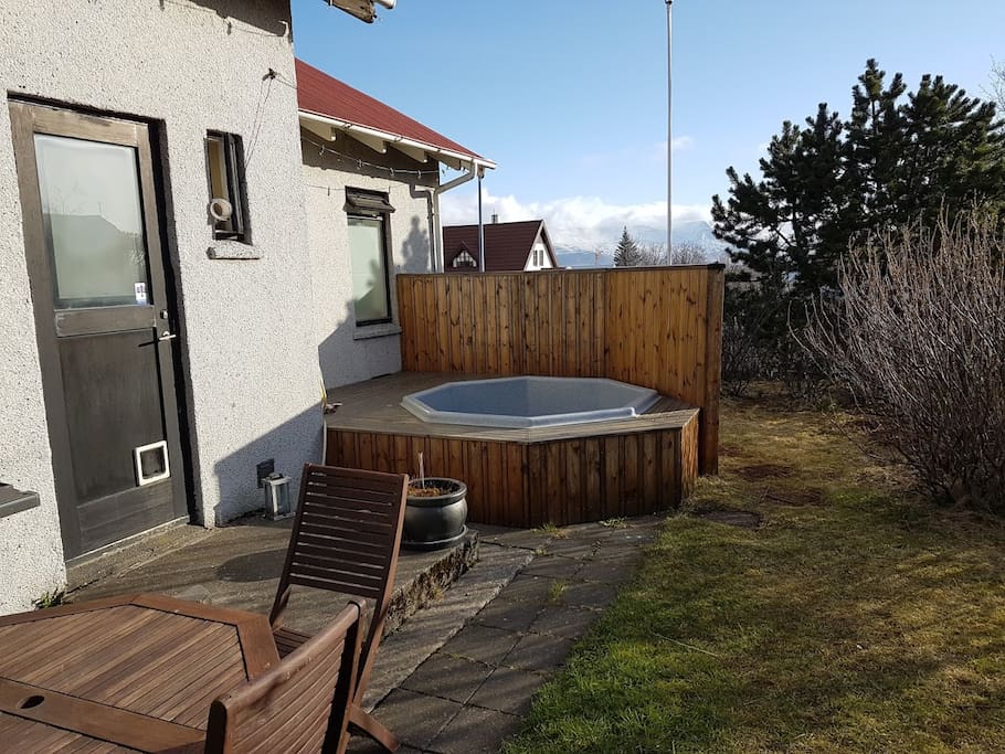 Garden and hot tub