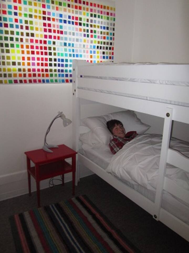 Tam ölçülü çəngəl-bıçaq