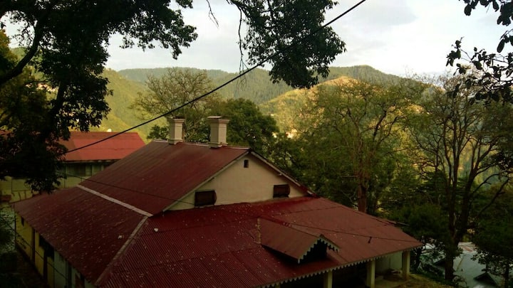 The Dingle Homestay (Heritage Bungalow )