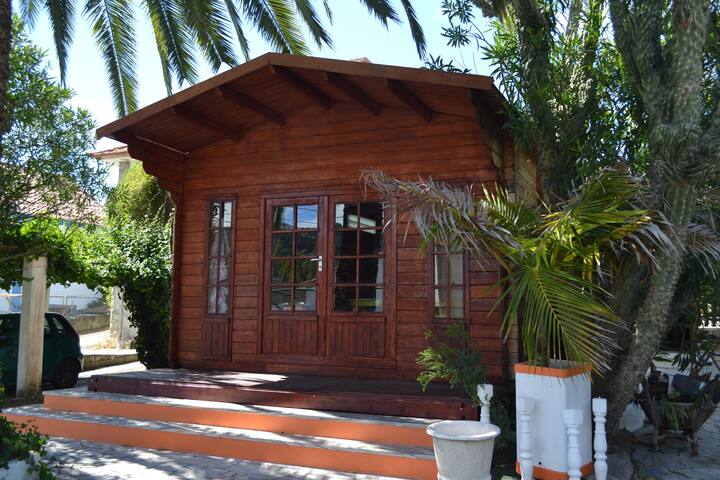 Casa De Madeira Casas Para Alugar Em Colares Lisboa Portugal