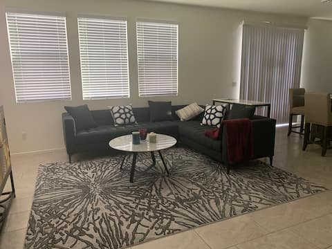 Brand new home/close to wineries