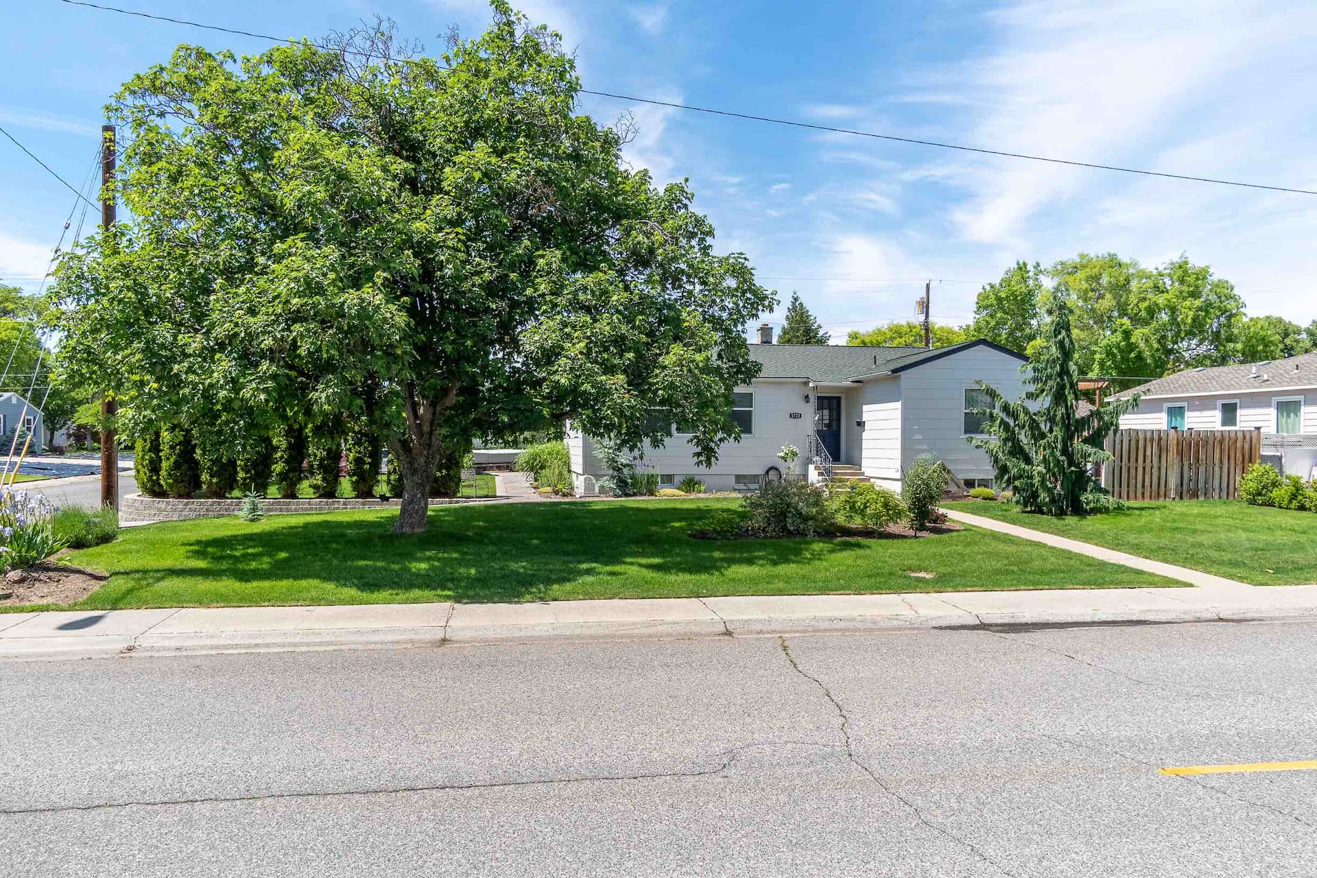 Quiet, Private, Comfy-The North Richland Q House