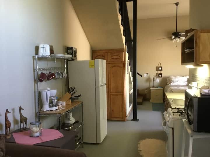 "mi Casa de Sonrisas" Beach Studio, private space.