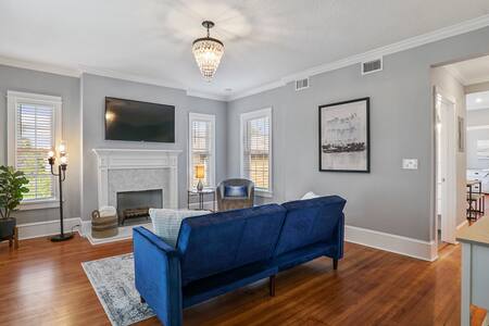 Anastasia Grand #4 -Walk to the Ancient City