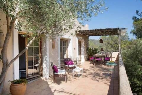 Villa Hermosa at Masia Nur Sitges, Adults only 18+