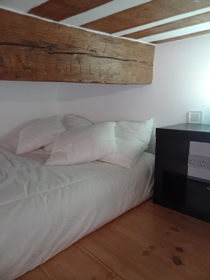 سرير الميزان