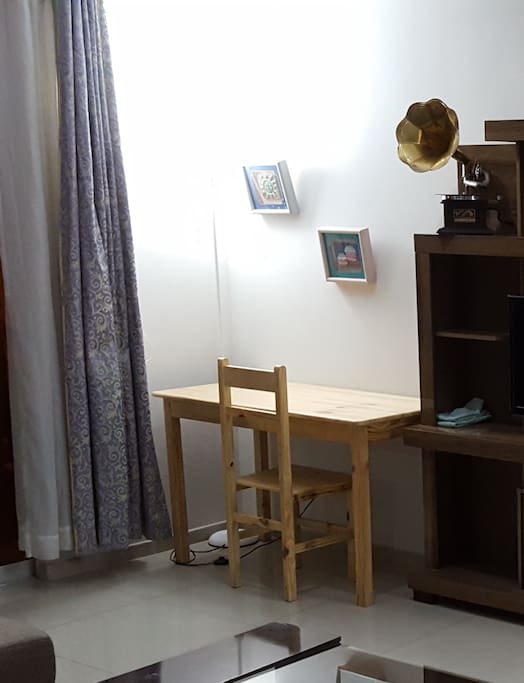 Working desk and chair to work with Lap-tops.
