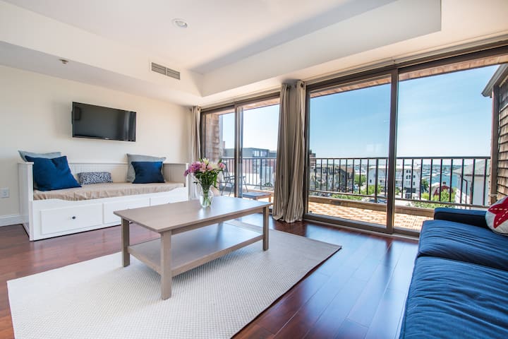 Luxury Newport Harbor Condo with Waterfront View