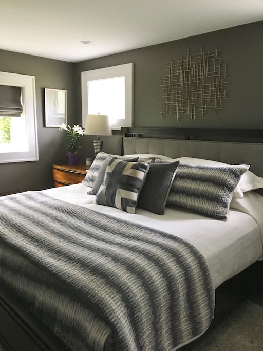 Your room is outfitted with a King-sized bed. The mattress and Italian sheets on this bed are amazing. It might just be the most comfortable bed you've ever slept in.
