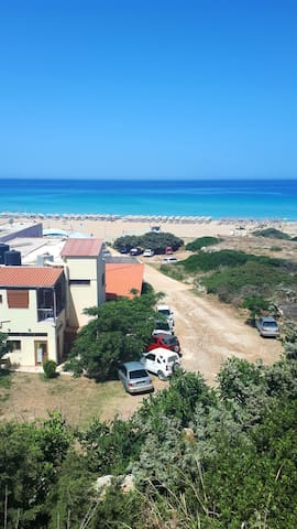 Rooms 20 meters away from the sea!!!