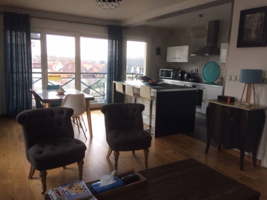 vue du séjour depuis le salon