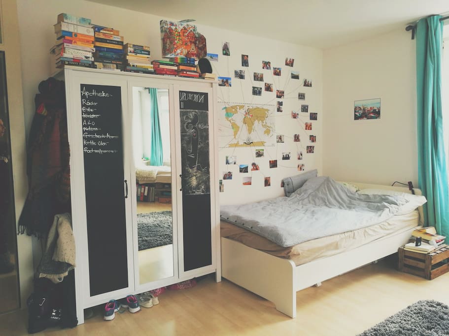 Zimmer N°1 - Bett.