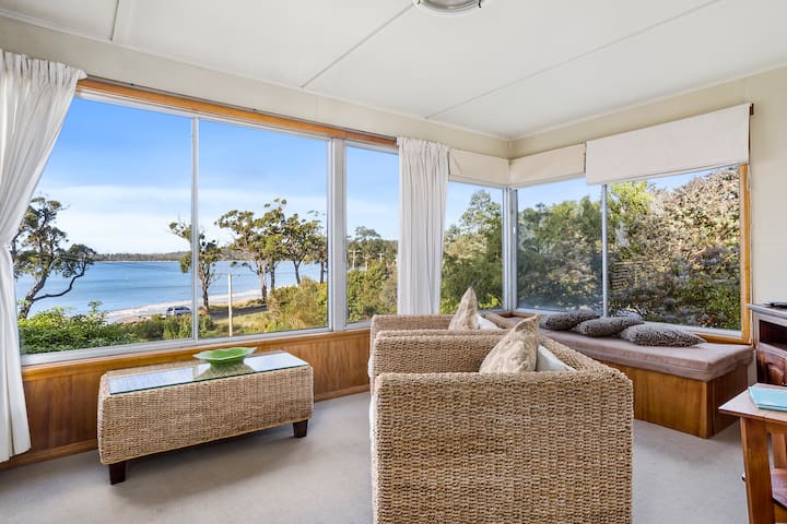 Summertime Cottage Tasmania gallery image 2