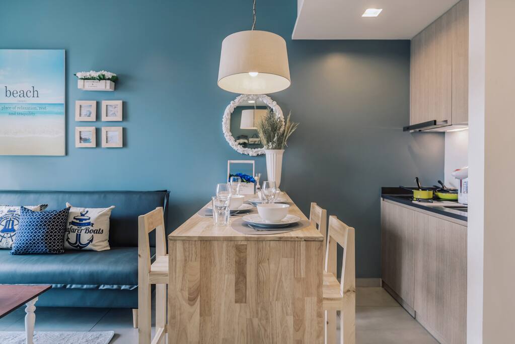 Living Room & Dining Table & Kitchen
