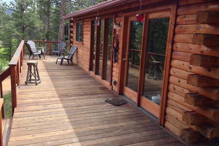 Deer Creek Log Cabin in Colorado!