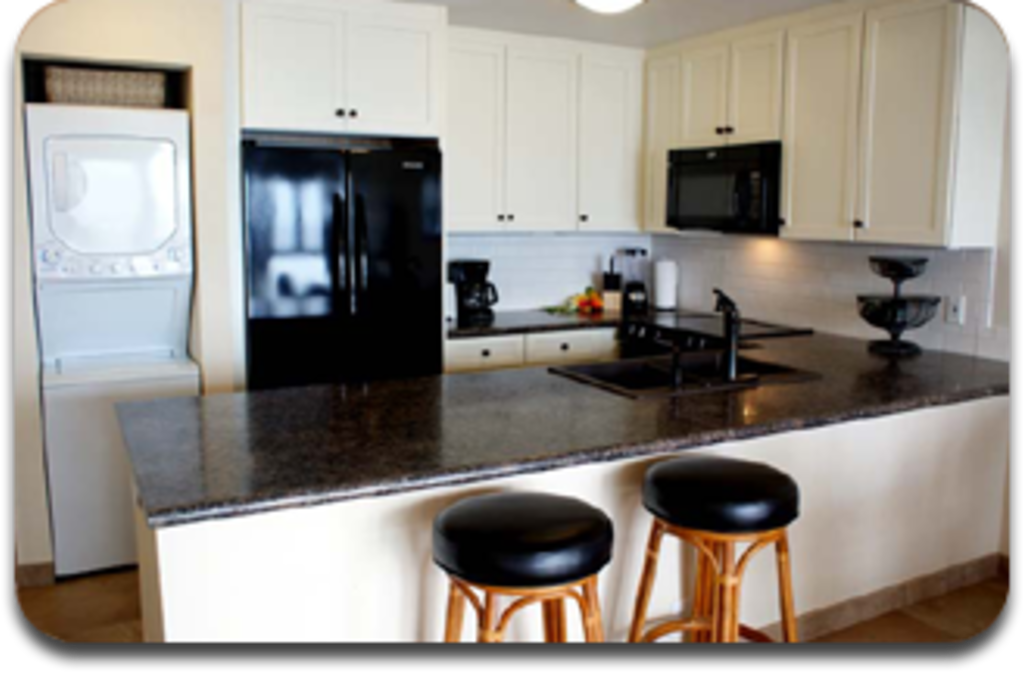 Kitchen complete with washer/dryer