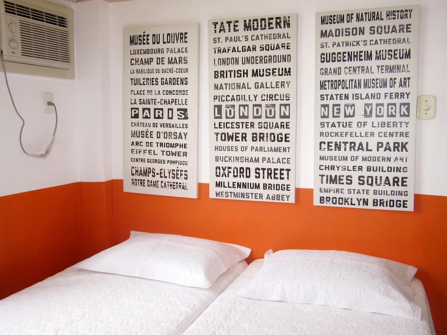 ROOM 1