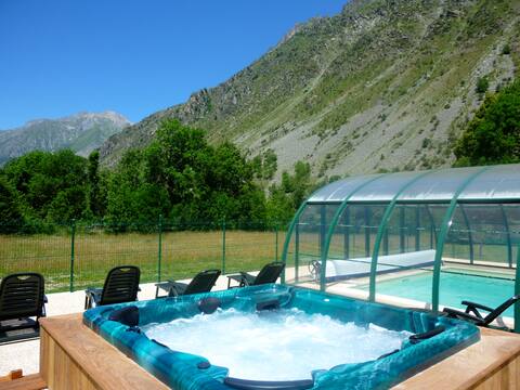 Apartment 6 people in chalet, 3 bedrooms, Pool