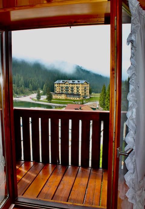Balcony on the Three Peaks