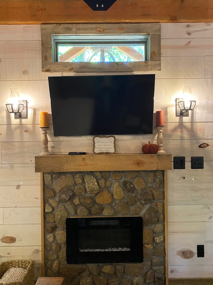 Electric fireplace, smart tv
