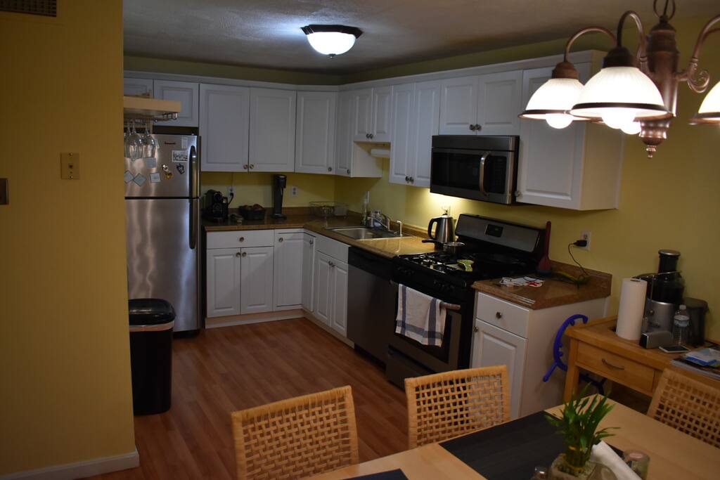 Kitchen & Dining room