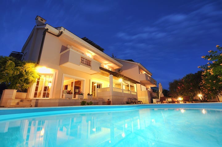 Apartment I, Zadar area, with pool