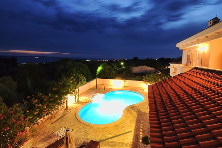 Apartment I, Zadar area, with pool