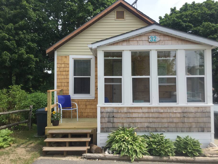 Newly renovated beach cottage