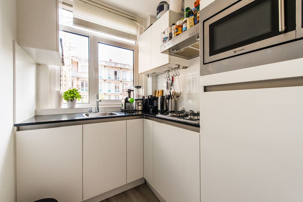 A fully equipped kitchen