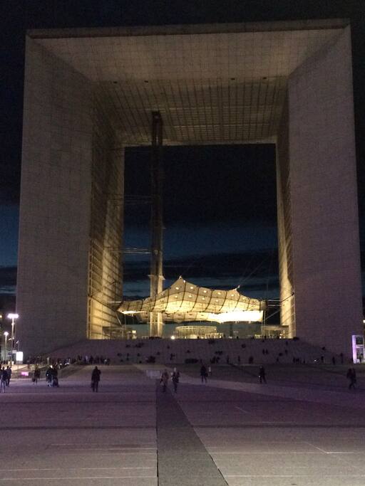 La Défense by night