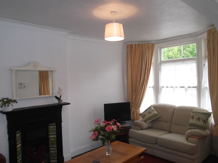 Front lounge