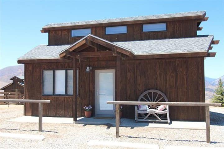 Lebec Ranch The Dromedary (Lone Juniper Ranch Guest House) - Farm stays for Rent in ...