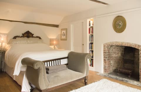 Beautiful family house sleeps 9-10 5* reviews