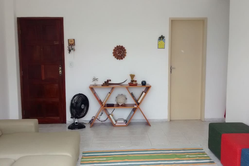 sala ( entrada da casa + entrada da cozinha)
