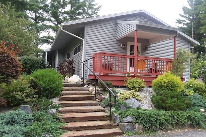 One private single room in Lenox