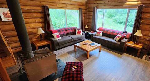Gateway Guesthouse private cabin - Wells Gray Park