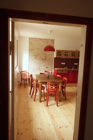 Altes Bauernhaus im Naturschutzgebiet