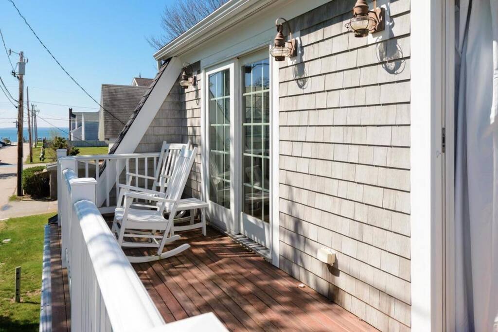2nd floor balcony.