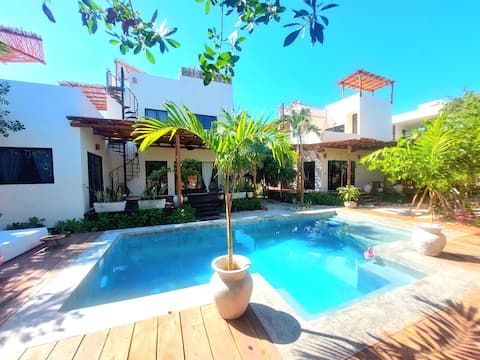 Private property: 2 Luxury Villas. 3 SwimmingPools