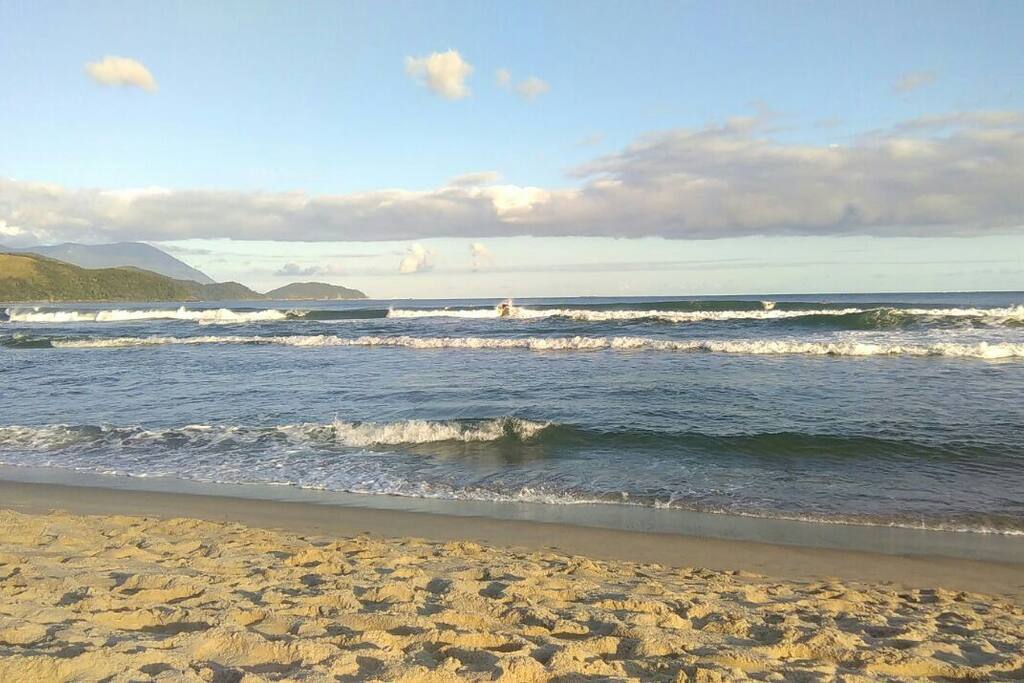 Maresias praia do campeão de surf mundial Gabriel Medina.