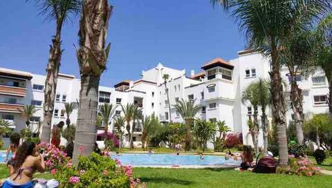 Apartment 115m2 wifi at the marina