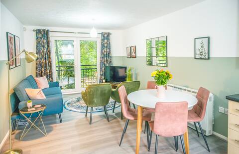 Elegant Home, City Centre, Parking, Netflix, WiFi