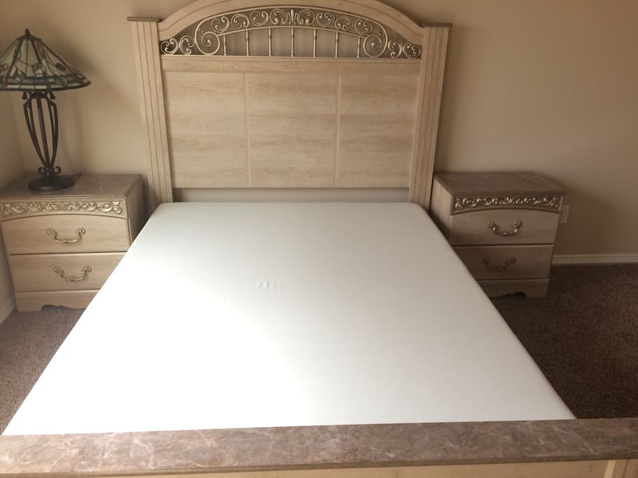 Queen size bed