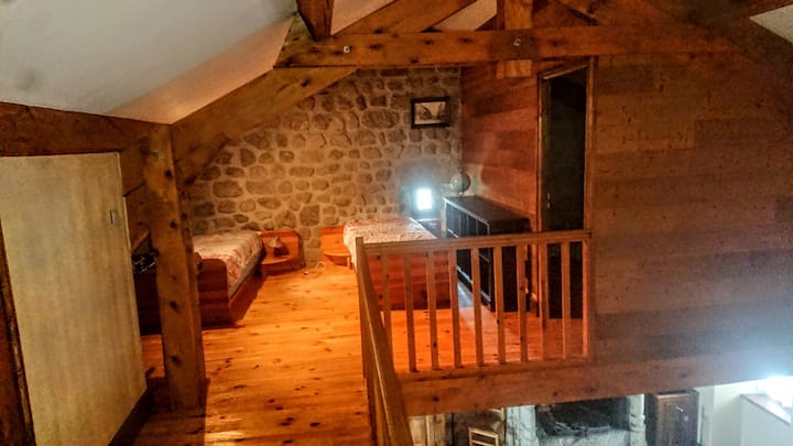 2 x 90 lôžok v mezaníne 