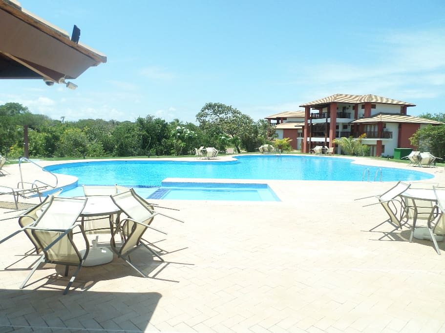 Vista do clube, inclusive pisicna infantil