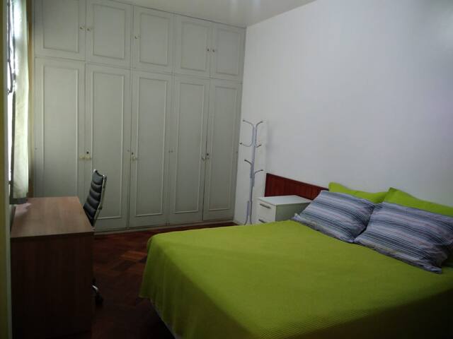 Unbelievable Tijuca Silento 5 people near Subway gallery image 3